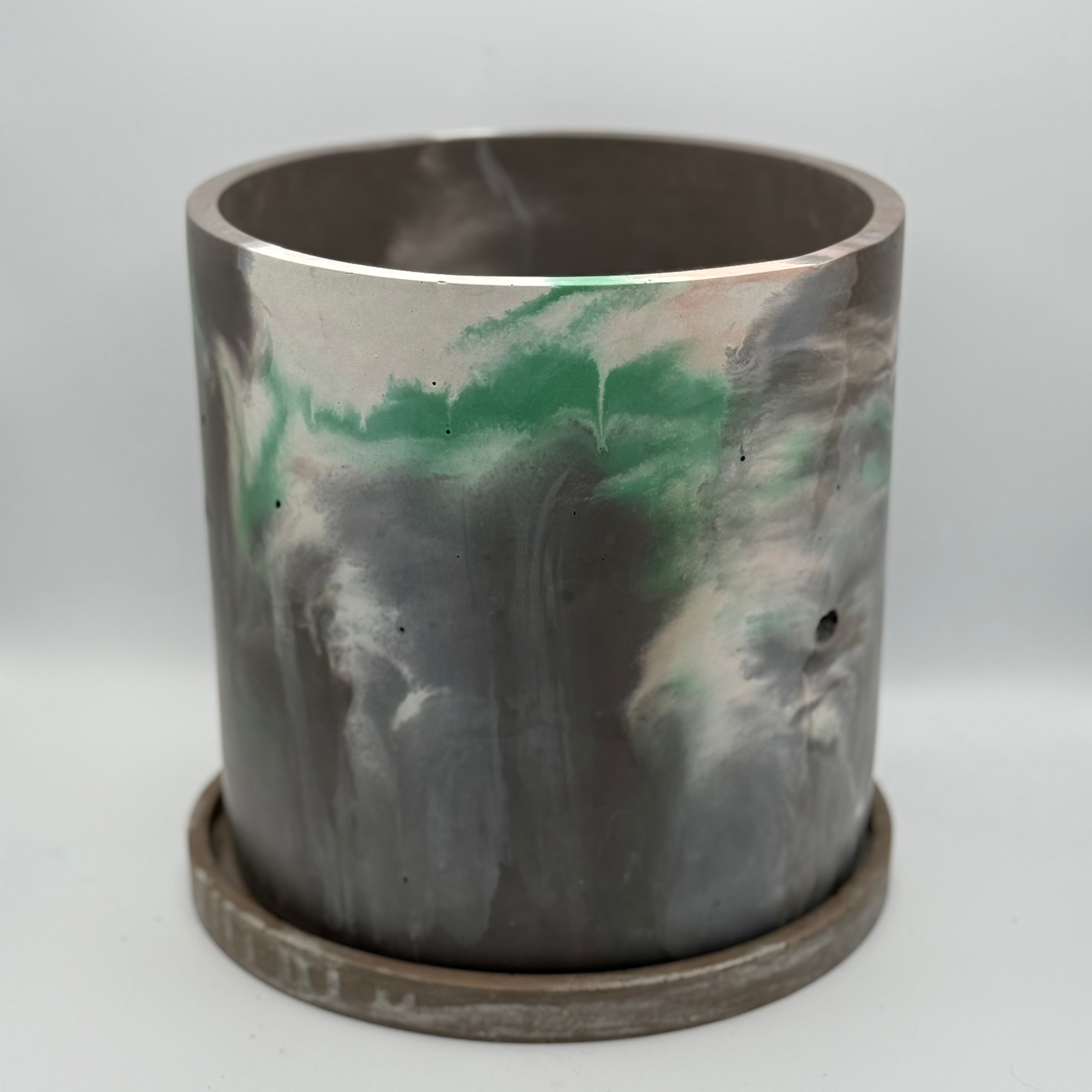 9” Round Pot with Saucer
