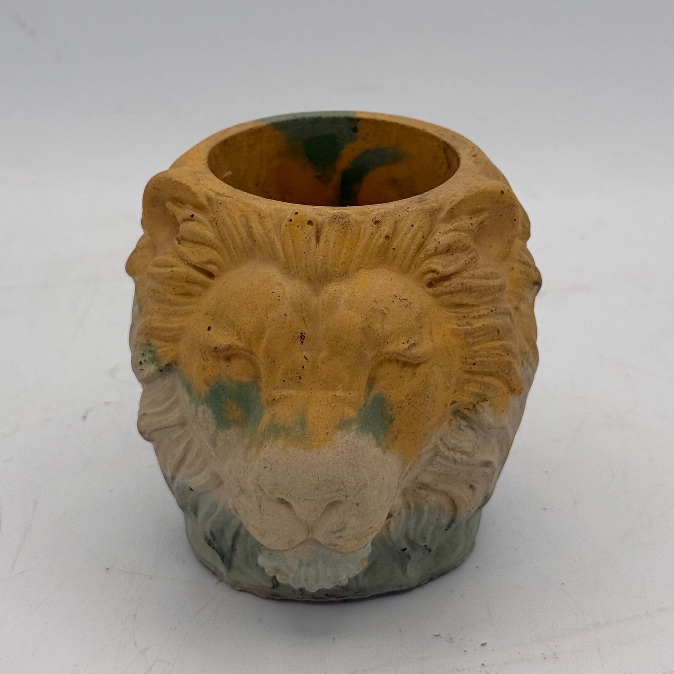 Lion Planter