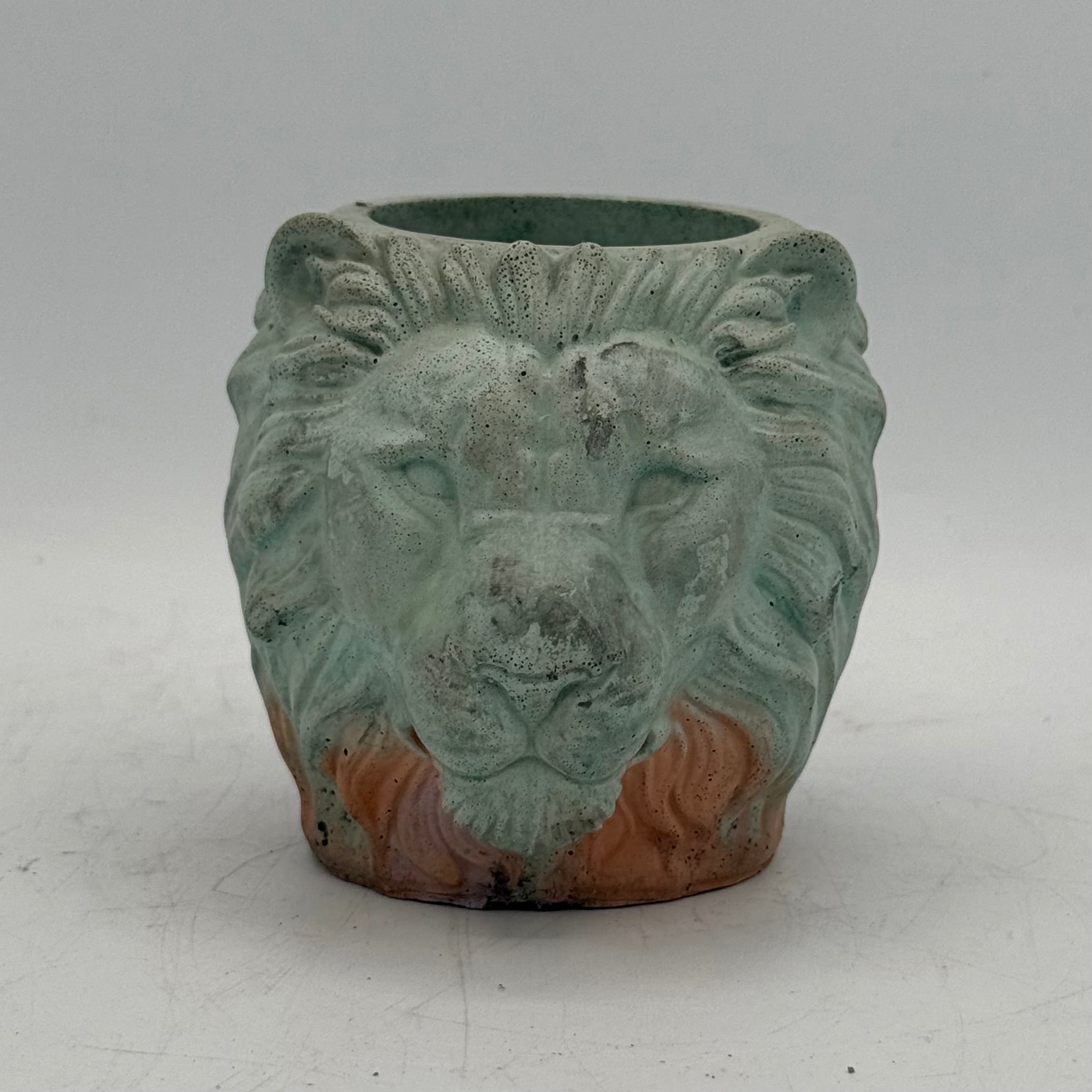 Lion Planter