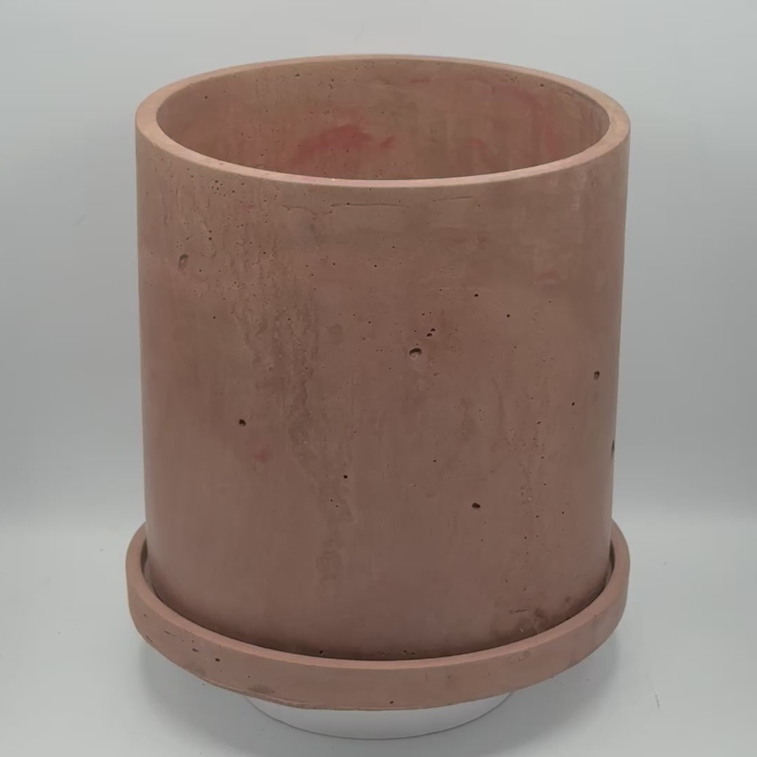 9” Round Pot with Saucer