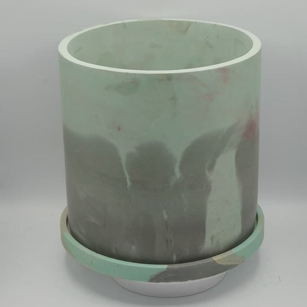 9” Round Pot with Saucer