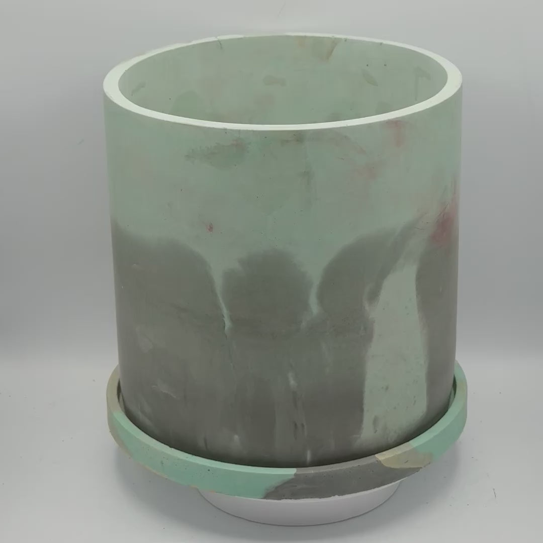 9” Round Pot with Saucer